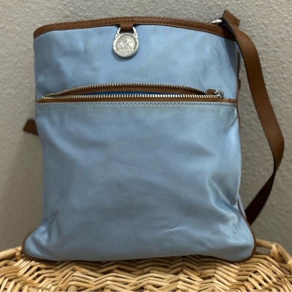 Michael Kors Crossbody Bag - Picture 1 of 4